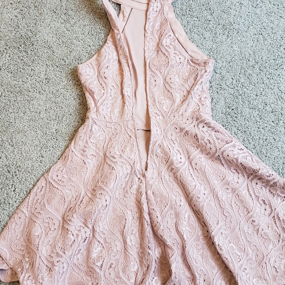 Dress - Picture 2 of 10